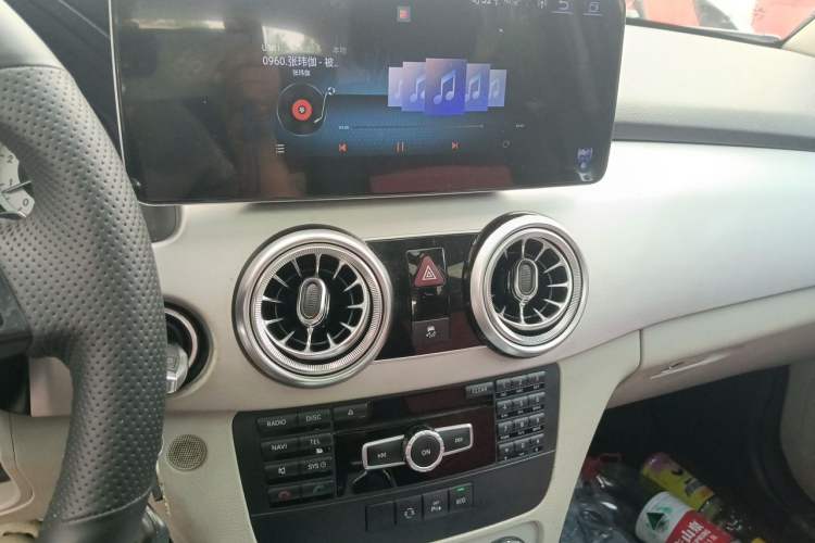 Used Mercedes-Benz GLK-Class 2014 GLK 260 4MATIC Dynamic Model Audio And AC Panel