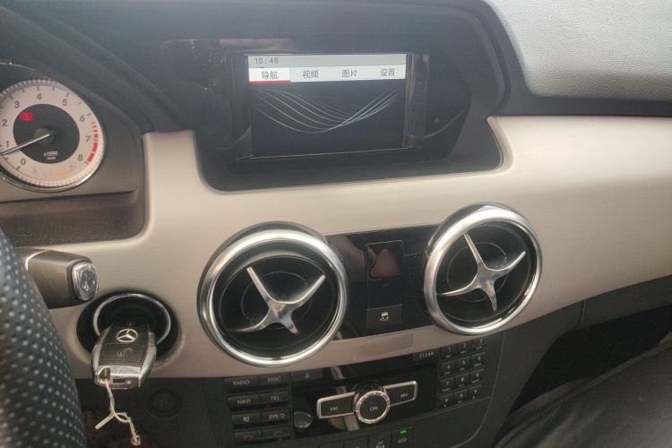 Used Mercedes-Benz GLK-Class 2014 GLK 260 4MATIC Dynamic Model Audio And AC Panel