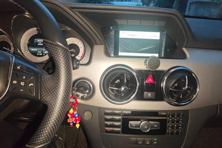 Used Mercedes-Benz GLK-Class 2014 GLK 260 4MATIC Dynamic Model Audio And AC Panel
