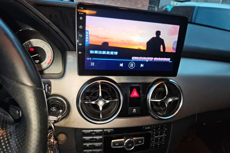 Used Mercedes-Benz GLK-Class 2014 GLK 200 Standard Model Audio And AC Panel