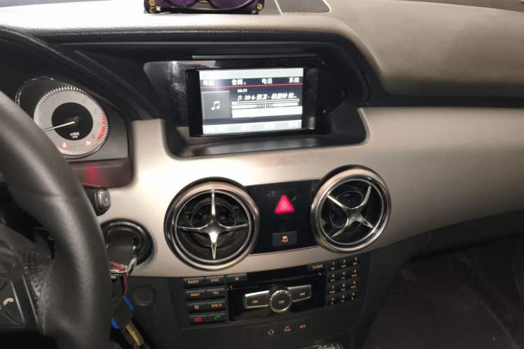 Used Mercedes-Benz GLK-Class 2014 GLK 260 4MATIC Dynamic Model Audio And AC Panel