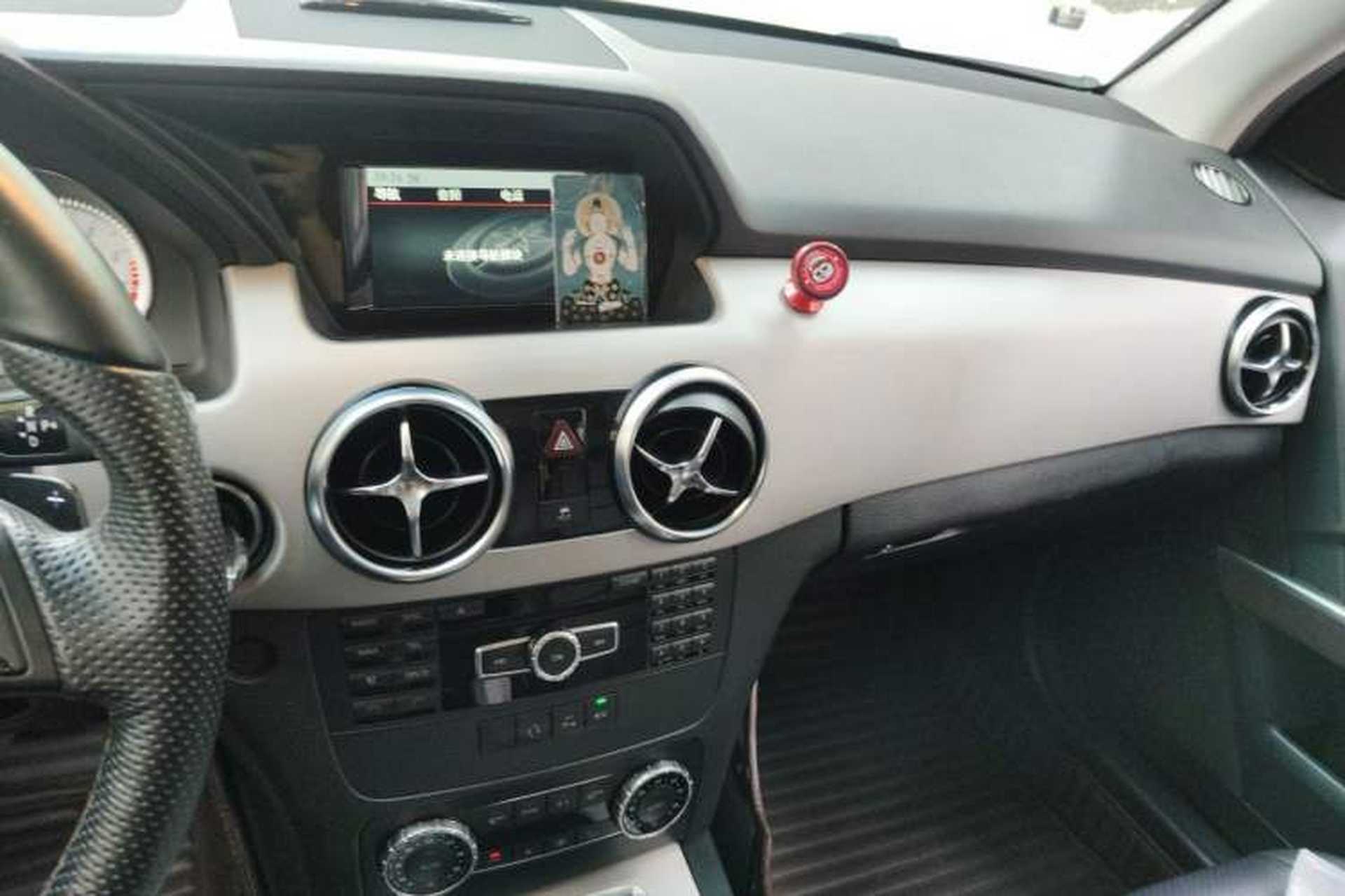 Used Mercedes-Benz GLK-Class 2014 GLK 260 4MATIC Dynamic Model Audio And AC Panel