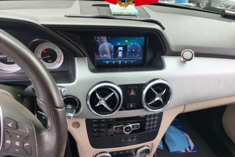 Used Mercedes-Benz GLK-Class 2014 GLK 260 4MATIC Dynamic Model Audio And AC Panel