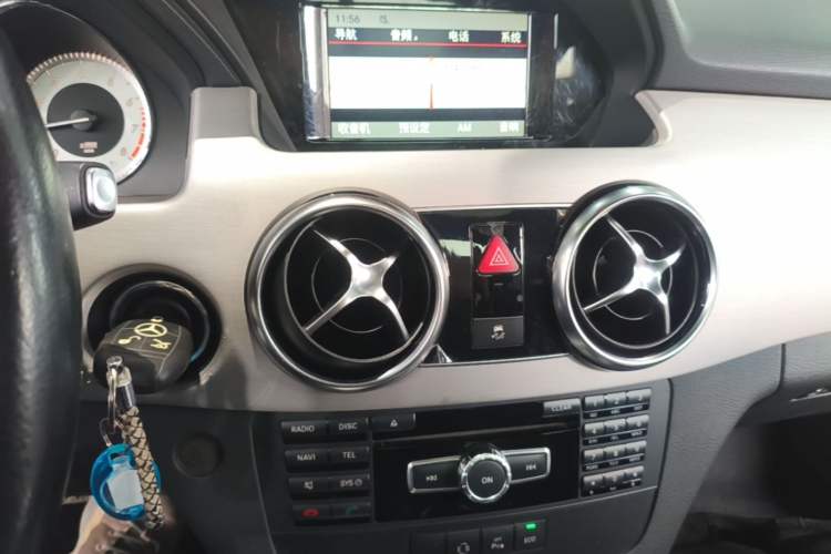 Used Mercedes-Benz GLK-Class 2014 GLK 200 Standard Model Audio And AC Panel
