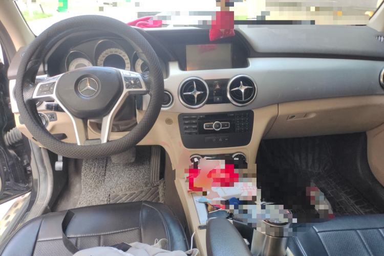 Used Mercedes-Benz GLK-Class 2014 GLK 200 Standard Model Center Console