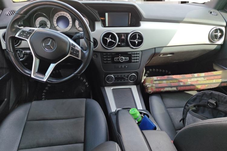 Used Mercedes-Benz GLK-Class 2014 GLK 200 Standard Model Center Console