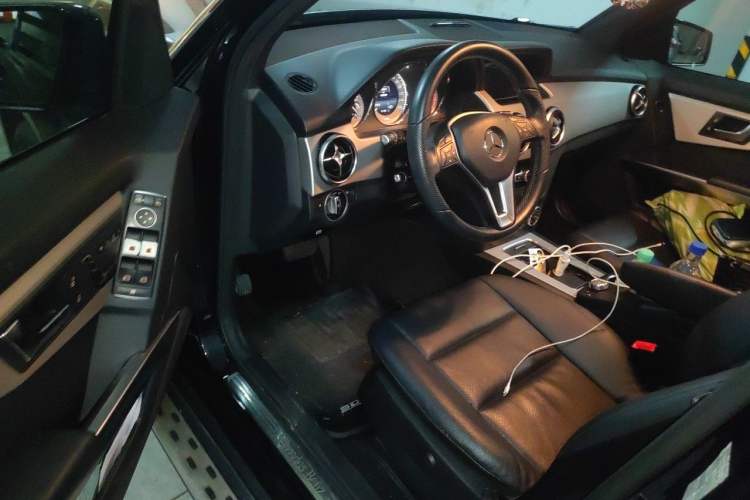 Used Mercedes-Benz GLK-Class 2014 GLK 260 4MATIC Dynamic Model Driver Seat