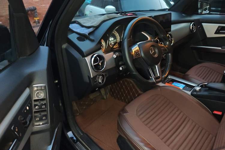 Used Mercedes-Benz GLK-Class 2014 GLK 200 Standard Model Driver Seat