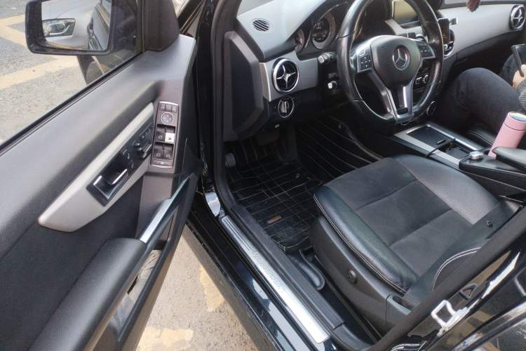 Used Mercedes-Benz GLK-Class 2014 GLK 200 Standard Model Driver Seat