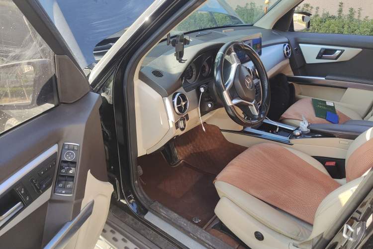Used Mercedes-Benz GLK-Class 2014 GLK 200 Standard Model Driver Seat