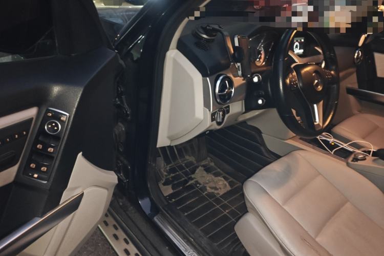 Used Mercedes-Benz GLK-Class 2014 GLK 260 4MATIC Dynamic Model Driver Seat