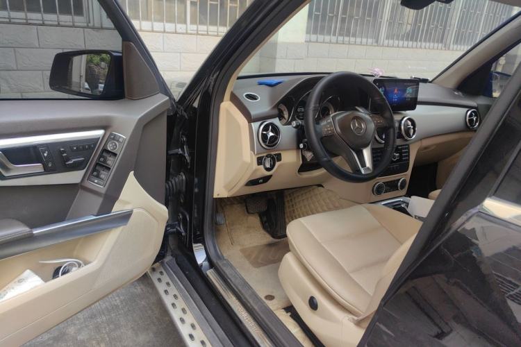 Used Mercedes-Benz GLK-Class 2014 GLK 260 4MATIC Dynamic Model Driver Seat