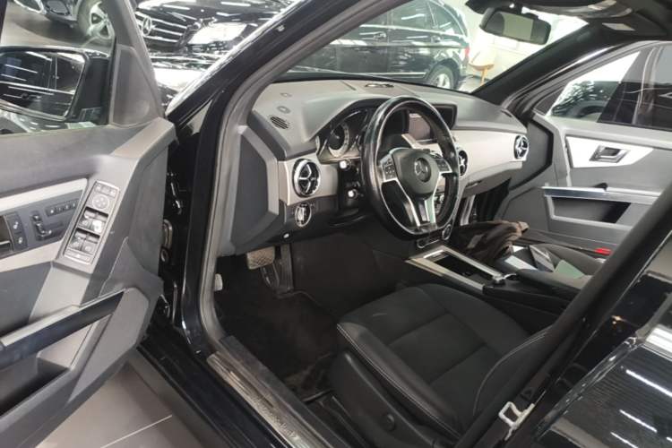 Used Mercedes-Benz GLK-Class 2014 GLK 200 Standard Model Driver Seat