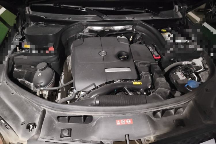 Used Mercedes-Benz GLK-Class 2014 GLK 200 Standard Model Engine Bay