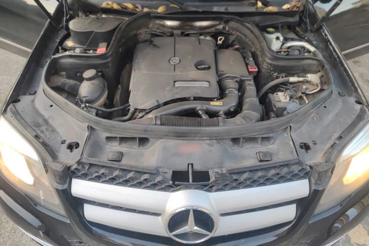 Used Mercedes-Benz GLK-Class 2014 GLK 260 4MATIC Dynamic Model Engine Bay