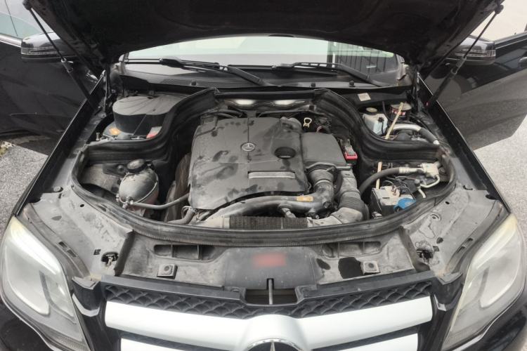Used Mercedes-Benz GLK-Class 2014 GLK 260 4MATIC Dynamic Model Engine Bay