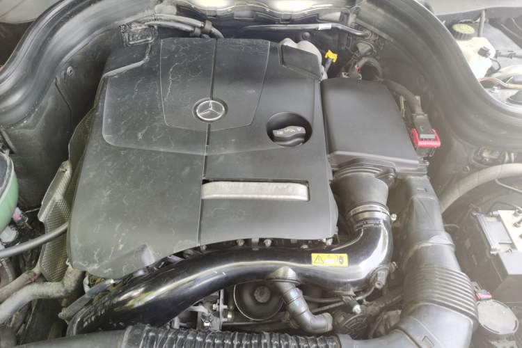 Used Mercedes-Benz GLK-Class 2014 GLK 260 4MATIC Dynamic Model Engine Bay