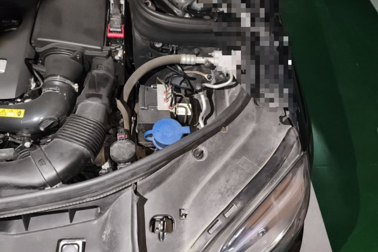 Used Mercedes-Benz GLK-Class 2014 GLK 200 Standard Model Engine Bay Left