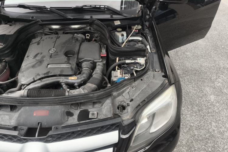 Used Mercedes-Benz GLK-Class 2014 GLK 260 4MATIC Dynamic Model Engine Bay Left