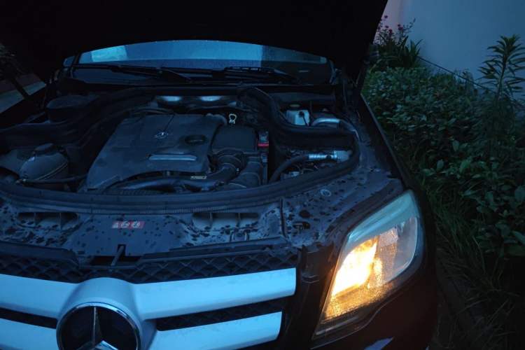 Used Mercedes-Benz GLK-Class 2014 GLK 260 4MATIC Dynamic Model Engine Bay Left