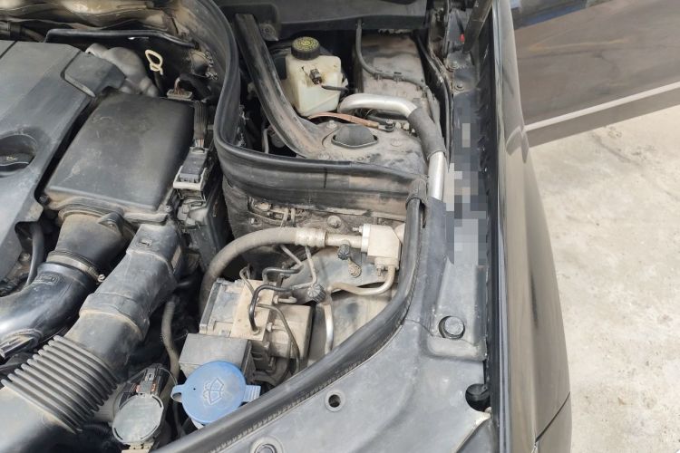 Used Mercedes-Benz GLK-Class 2014 GLK 200 Standard Model Engine Bay Left