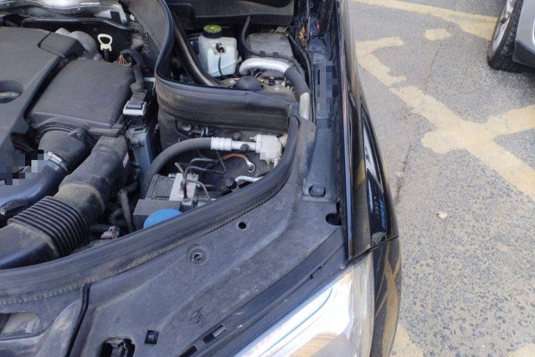 Used Mercedes-Benz GLK-Class 2014 GLK 200 Standard Model Engine Bay Left