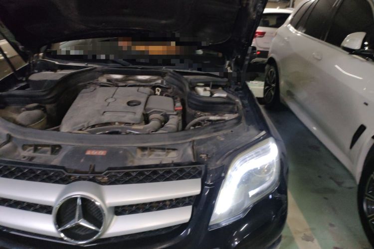 Used Mercedes-Benz GLK-Class 2014 GLK 260 4MATIC Dynamic Model Engine Bay Left