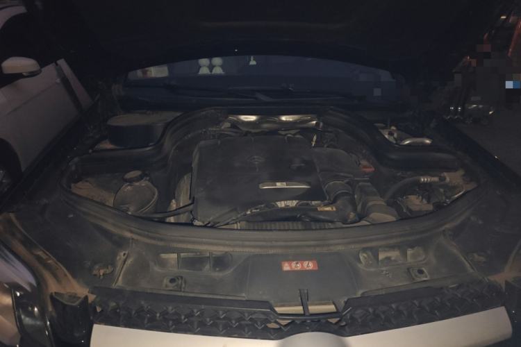 Used Mercedes-Benz GLK-Class 2014 GLK 260 4MATIC Dynamic Model Engine Bay