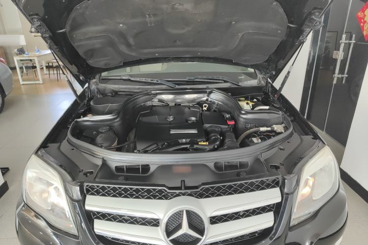 Used Mercedes-Benz GLK-Class 2014 GLK 200 Standard Model Engine Bay