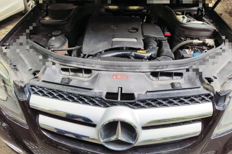 Used Mercedes-Benz GLK-Class 2014 GLK 200 Standard Model Engine Bay