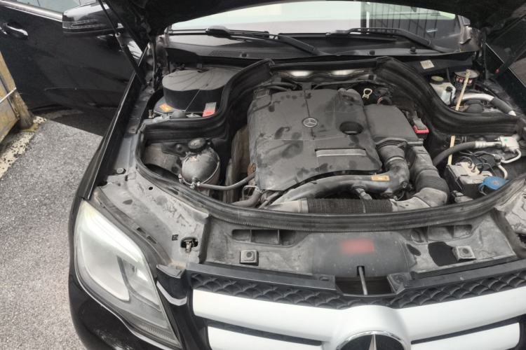 Used Mercedes-Benz GLK-Class 2014 GLK 260 4MATIC Dynamic Model Engine Bay Right