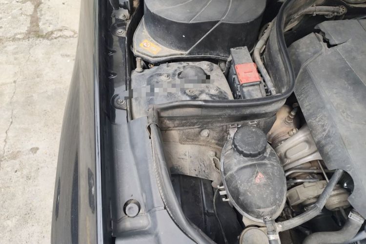 Used Mercedes-Benz GLK-Class 2014 GLK 200 Standard Model Engine Bay Right
