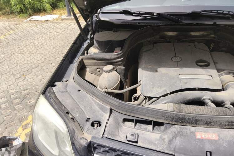 Used Mercedes-Benz GLK-Class 2014 GLK 200 Standard Model Engine Bay Right