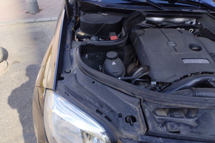 Used Mercedes-Benz GLK-Class 2014 GLK 200 Standard Model Engine Bay Right