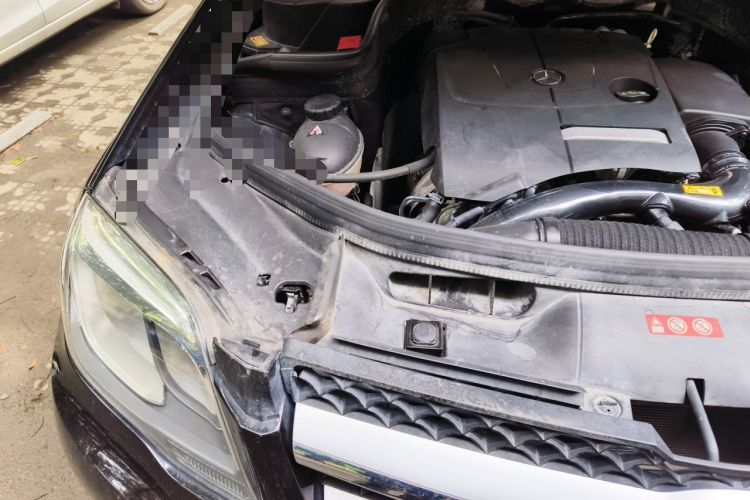 Used Mercedes-Benz GLK-Class 2014 GLK 200 Standard Model Engine Bay Right
