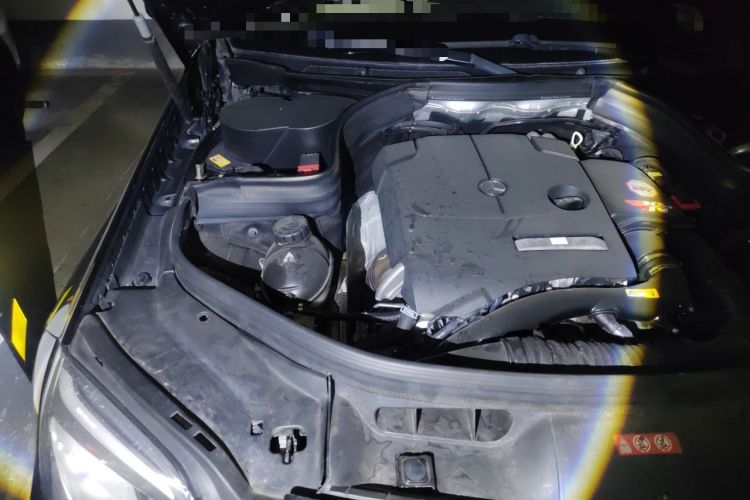 Used Mercedes-Benz GLK-Class 2014 GLK 260 4MATIC Dynamic Model Engine Bay Right