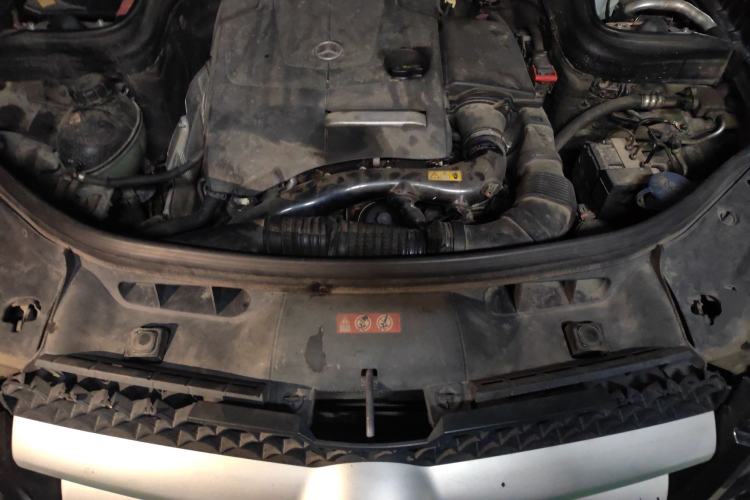 Used Mercedes-Benz GLK-Class 2014 GLK 260 4MATIC Dynamic Model Engine Bay
