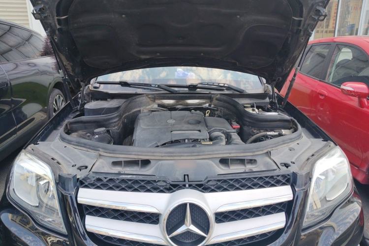 Used Mercedes-Benz GLK-Class 2014 GLK 200 Standard Model Engine Bay
