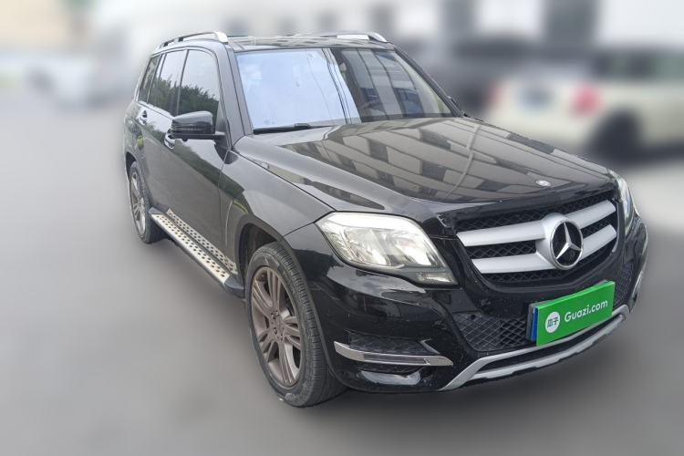 Used Mercedes-Benz GLK-Class 2014 GLK 260 4MATIC Dynamic Model Front Right 45 Deg