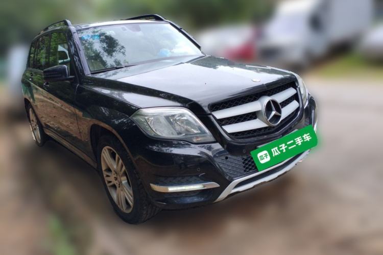 Used Mercedes-Benz GLK-Class 2014 GLK 260 4MATIC Dynamic Model Front Right 45 Deg