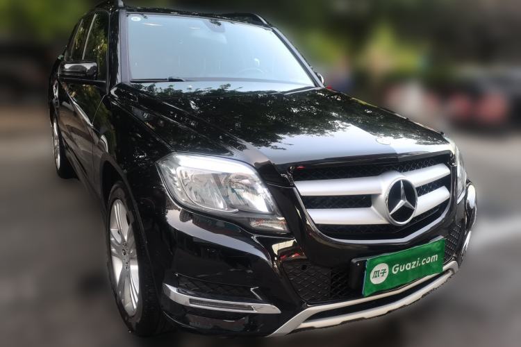 Used Mercedes-Benz GLK-Class 2014 GLK 260 4MATIC Dynamic Model Front Right 45 Deg