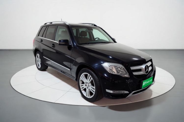 Used Mercedes-Benz GLK-Class 2014 GLK 200 Standard Model Front Right 45 Deg