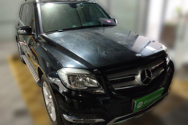 Used Mercedes-Benz GLK-Class 2014 GLK 200 Standard Model Front Right 45 Deg