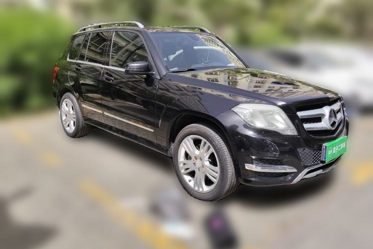 Used Mercedes-Benz GLK-Class 2014 GLK 200 Standard Model Front Right 45 Deg