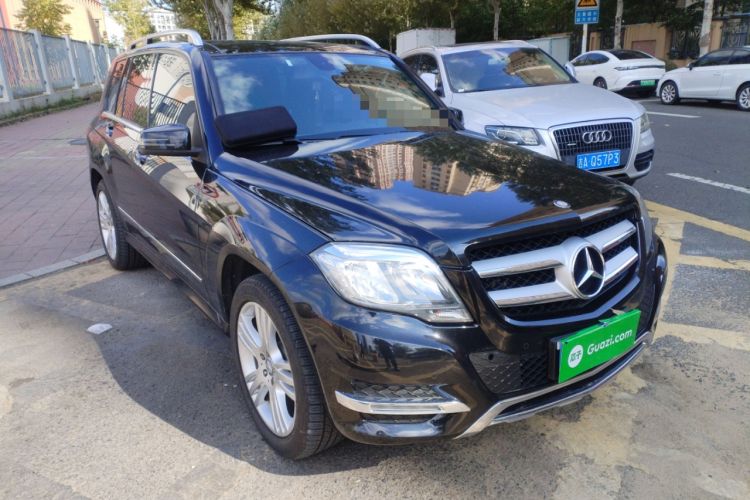 Used Mercedes-Benz GLK-Class 2014 GLK 200 Standard Model Front Right 45 Deg