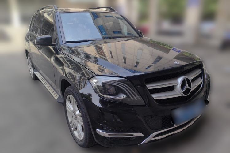 Used Mercedes-Benz GLK-Class 2014 GLK 260 4MATIC Dynamic Model Front Right 45 Deg