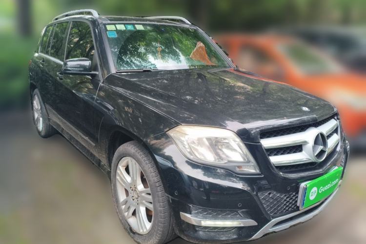 Used Mercedes-Benz GLK-Class 2014 GLK 200 Standard Model Front Right 45 Deg
