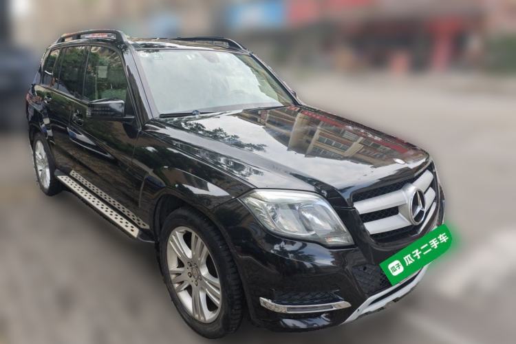 Used Mercedes-Benz GLK-Class 2014 GLK 260 4MATIC Dynamic Model Front Right 45 Deg