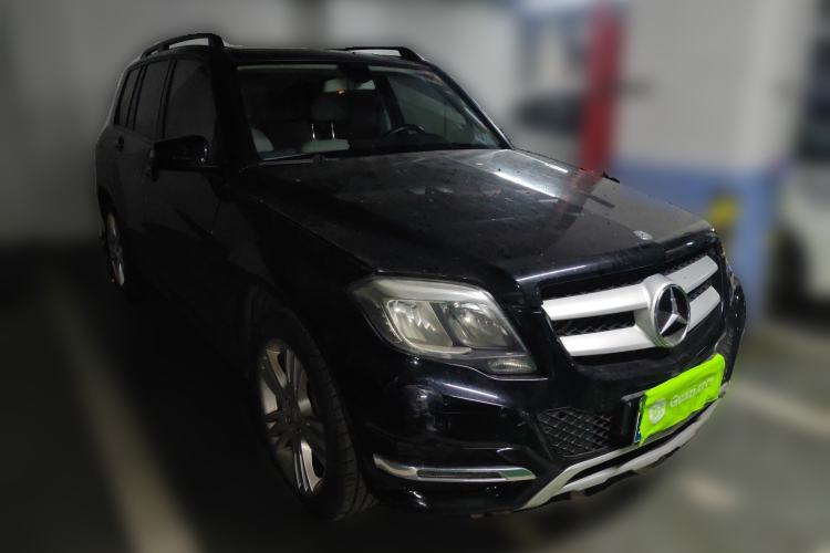Used Mercedes-Benz GLK-Class 2014 GLK 260 4MATIC Dynamic Model Front Right 45 Deg