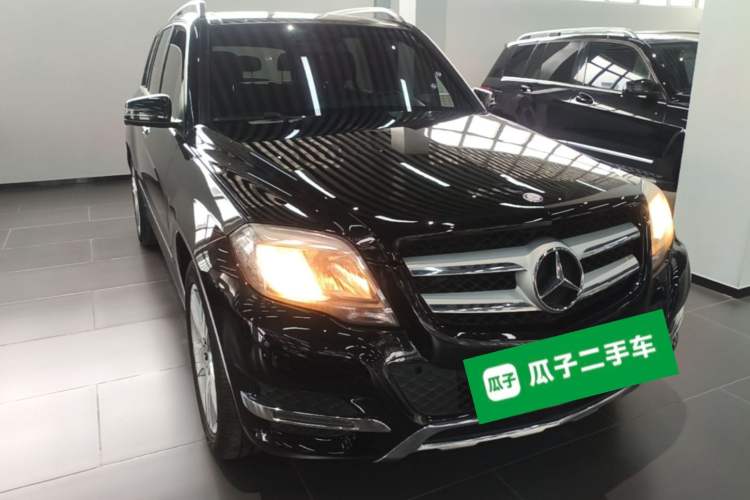 Used Mercedes-Benz GLK-Class 2014 GLK 200 Standard Model Front Right 45 Deg